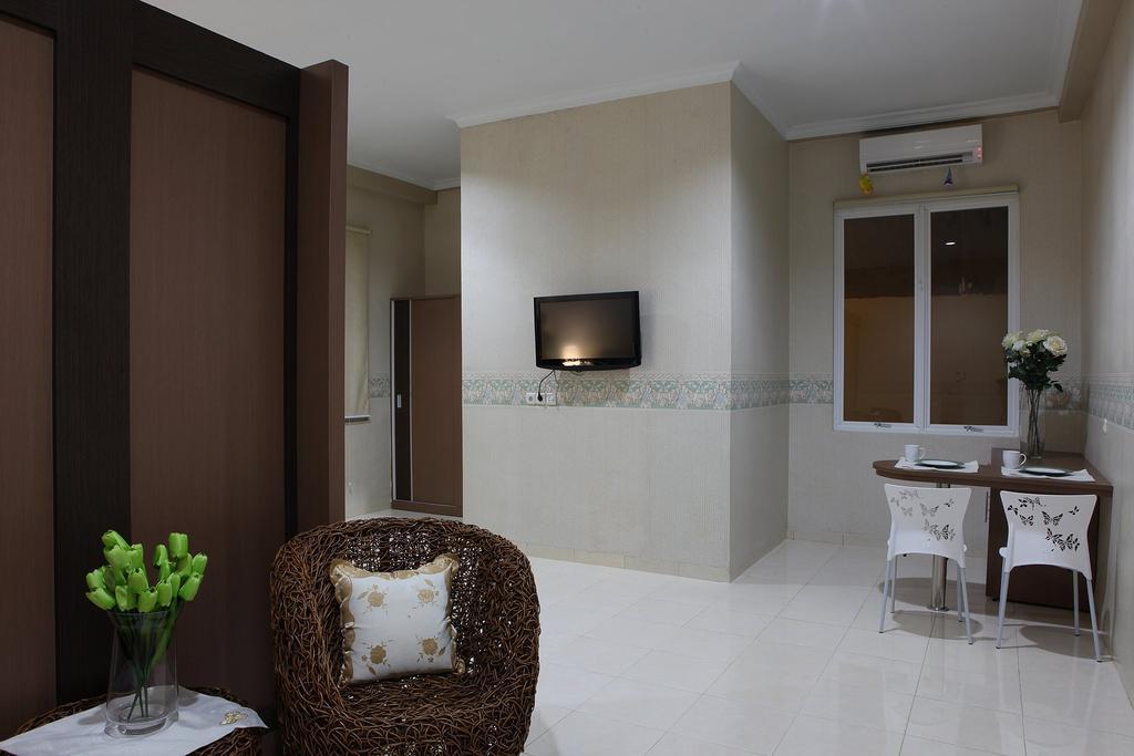 Roemah Moesi Hotel Medan Luaran gambar